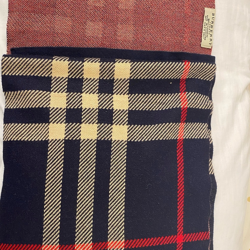 Burberry scarf